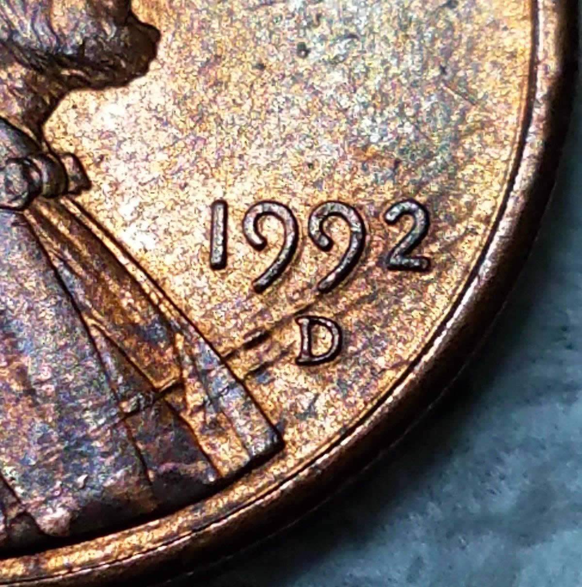 1992-D-Lincoln-Lamination-Or-Crack?